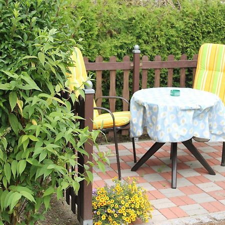 Attractive Apartment In Kluetz Near The Sea Esterno foto