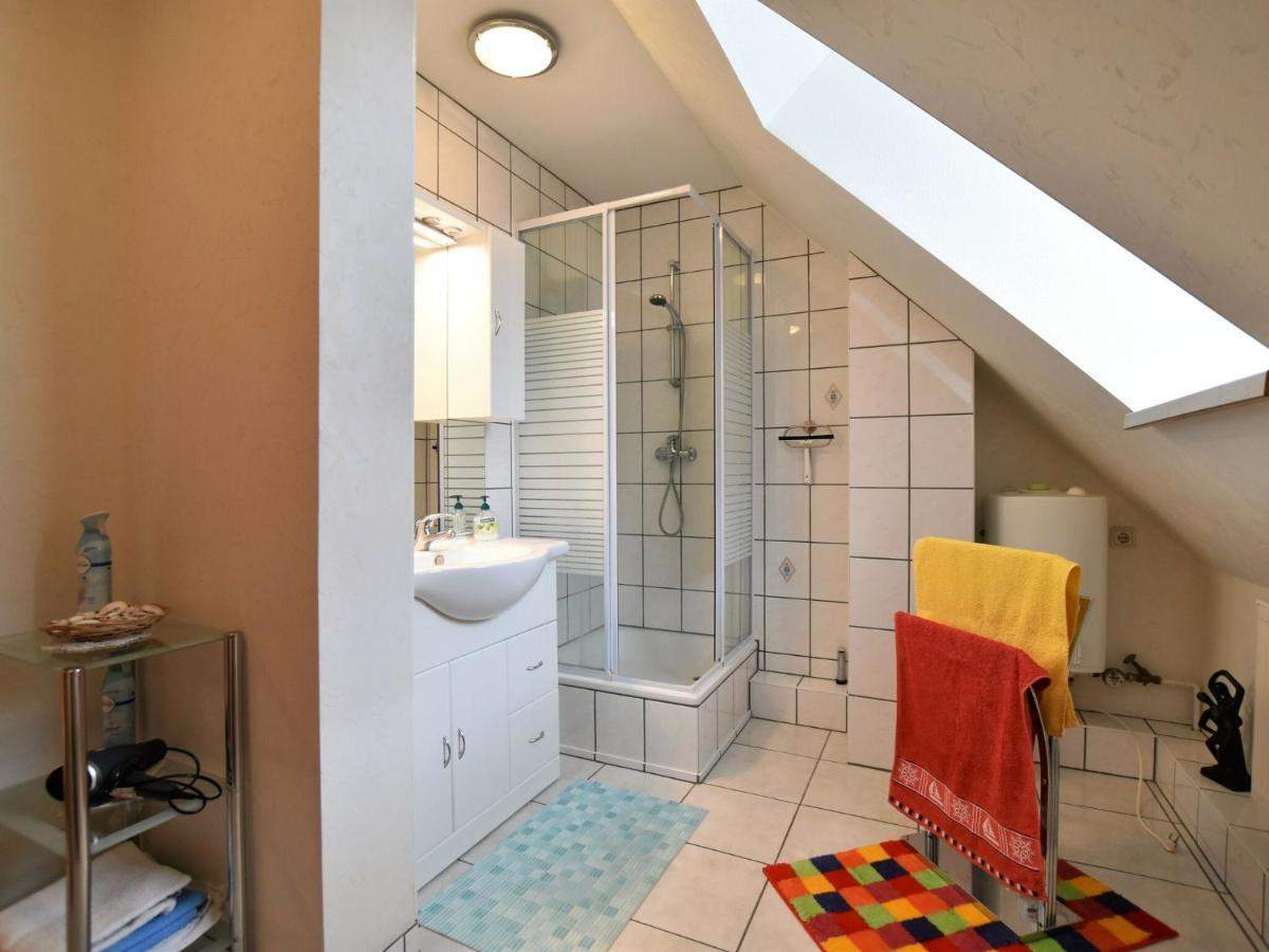 Attractive Apartment In Kluetz Near The Sea Esterno foto